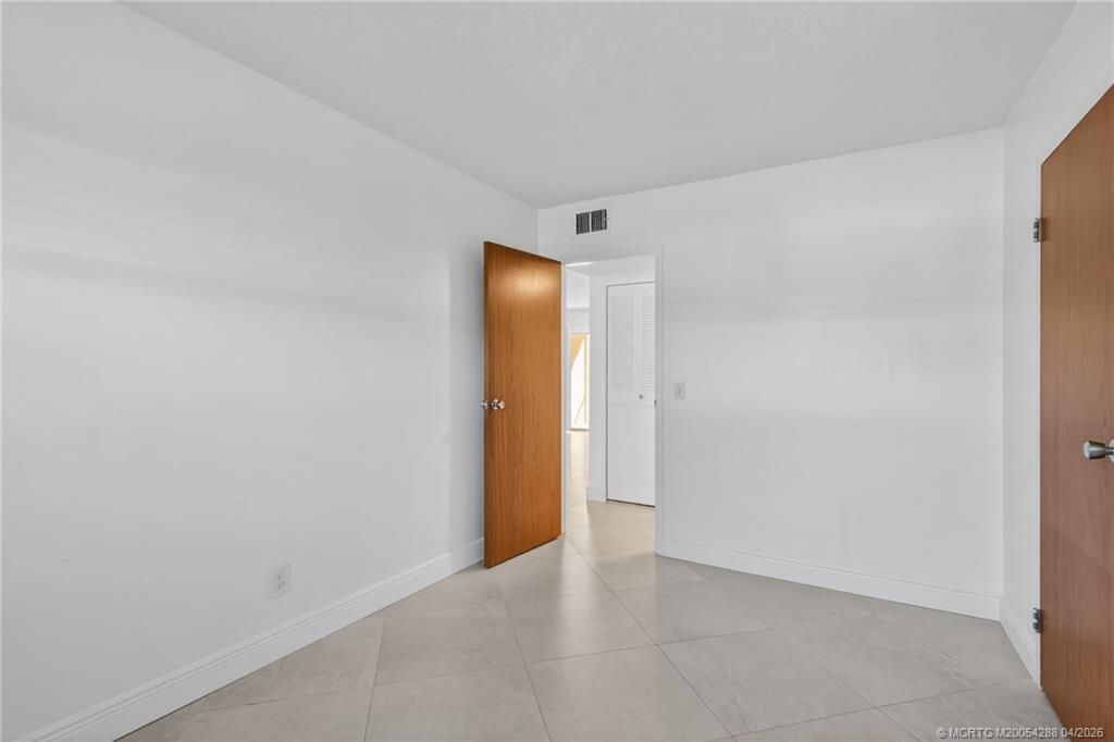 2950 SE Ocean Boulevard, Unit 12-2, Stuart, FL 34996 Photo