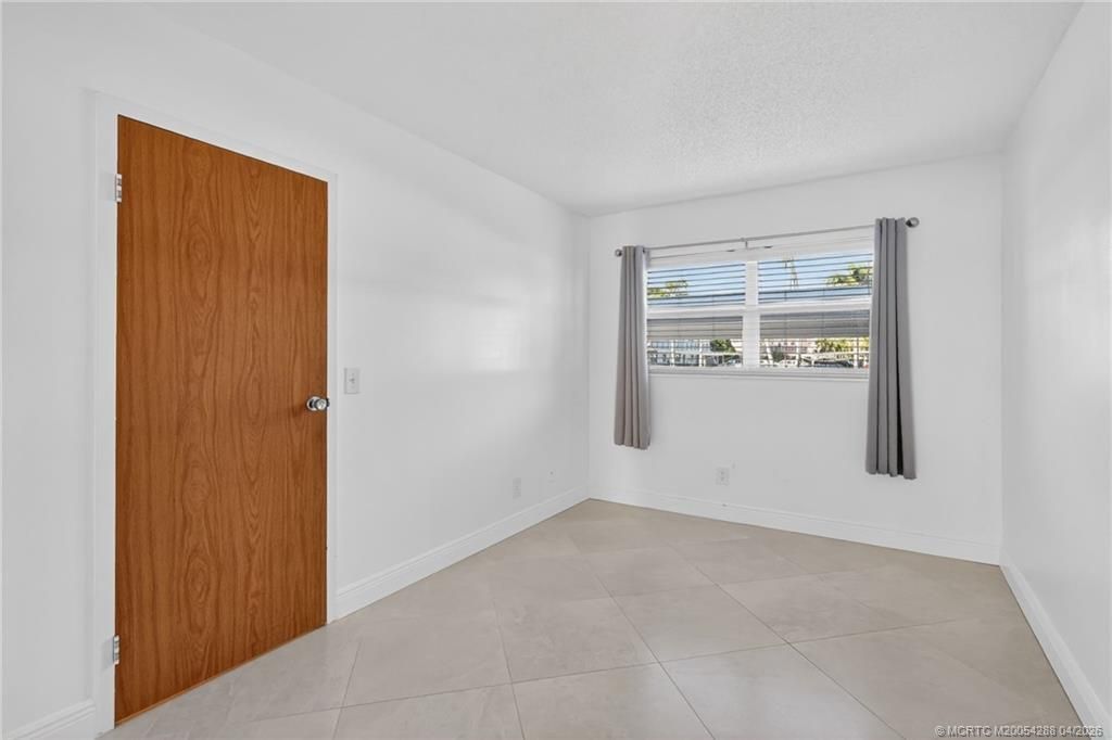 2950 SE Ocean Boulevard, Unit 12-2, Stuart, FL 34996 Photo