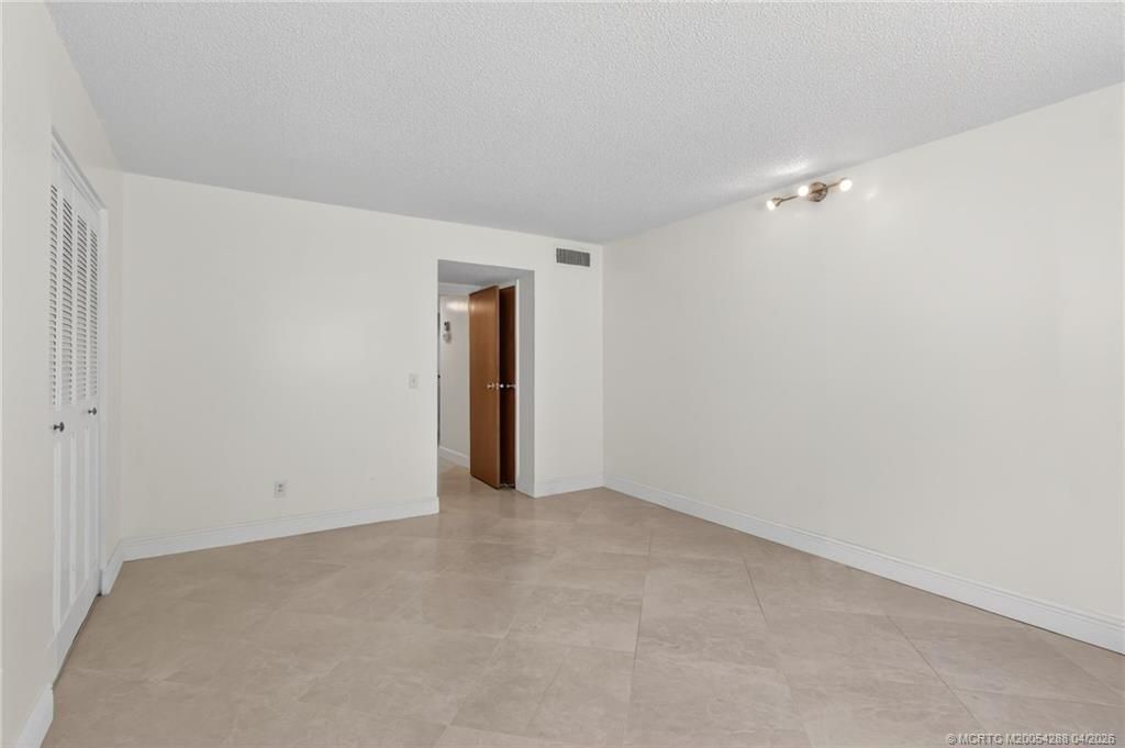 2950 SE Ocean Boulevard, Unit 12-2, Stuart, FL 34996 Photo