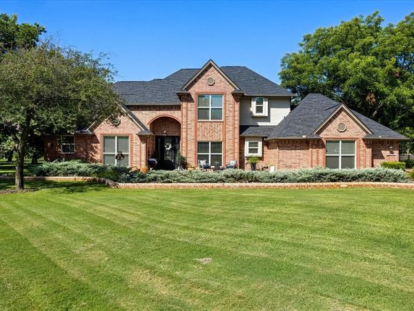 10020 Flight Plan Drive, Granbury, TX 76049