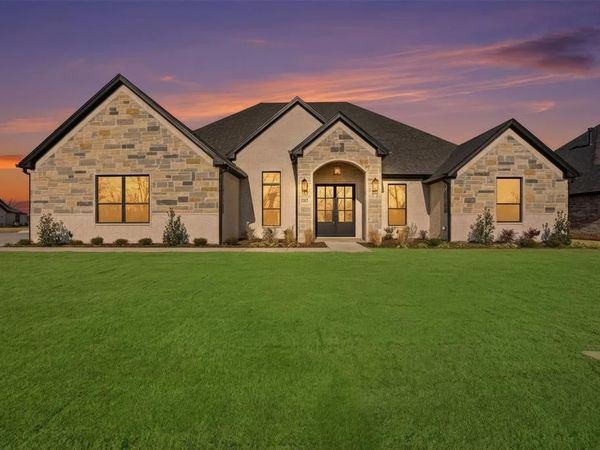 1101 Tremont Lane, Granbury, TX 76049