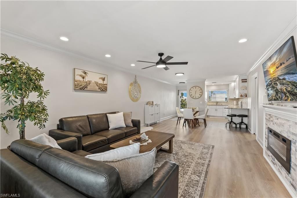 1020 Palm View Dr, Unit C302, Naples, FL 34110 Main Photo