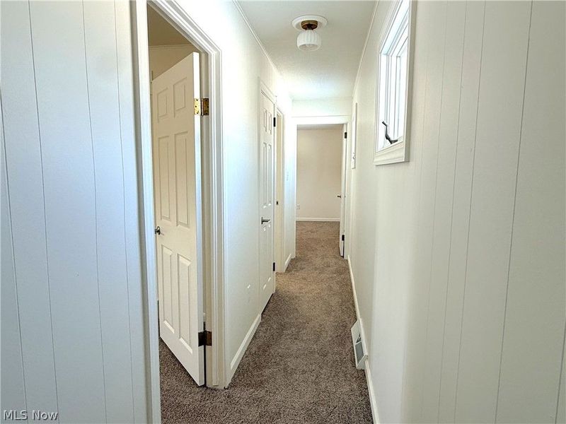 6309 Downs, Champion, OH 44481 Photo 12