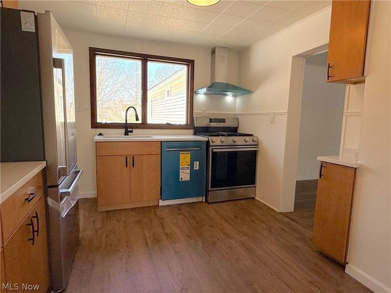 6309 Downs, Champion, OH 44481 Photo 5