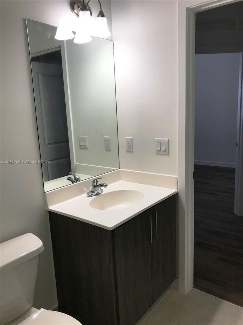 15600 SW 136 St., Unit 105, Miami, FL 33196 Photo