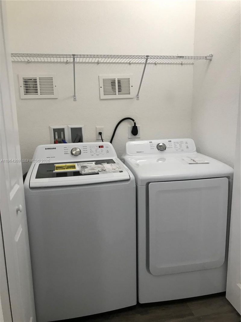 15600 SW 136 St., Unit 105, Miami, FL 33196 Photo