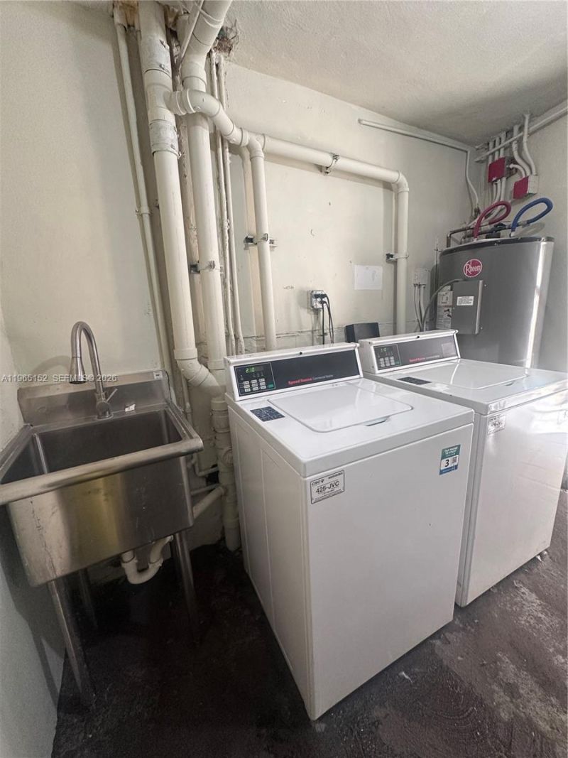 1530 NE 191st St, Unit 145, Miami, FL 33179 Photo