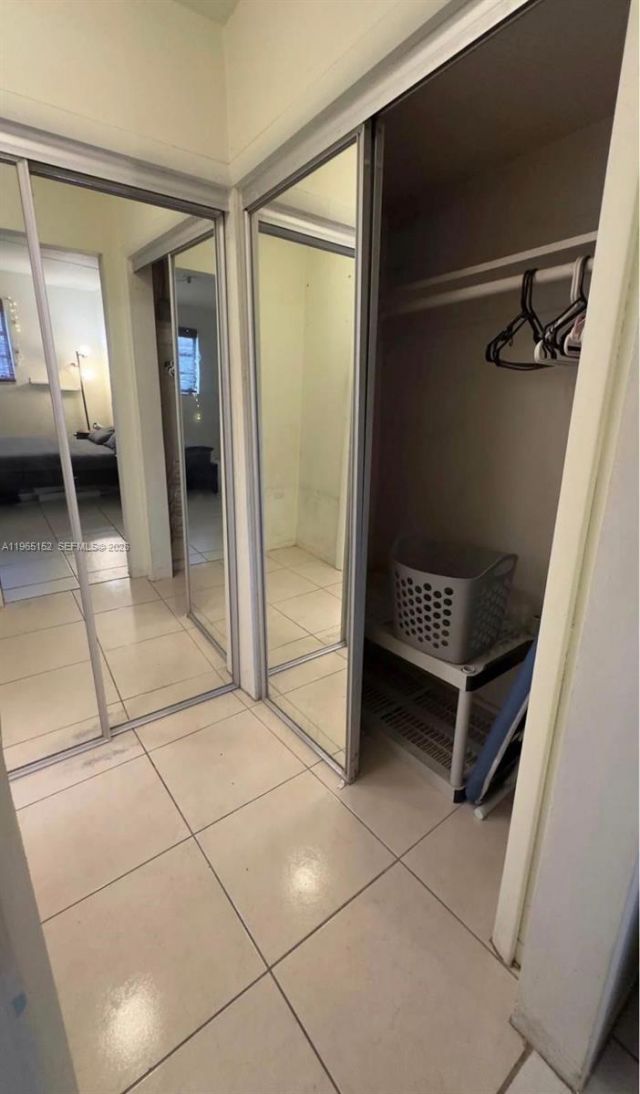 1530 NE 191st St, Unit 145, Miami, FL 33179 Photo