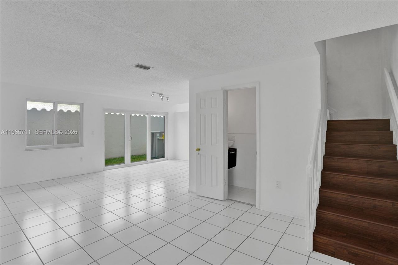 15502 SW 137th Pl, Miami, FL 33177 Photo