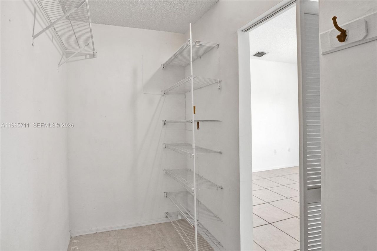 15502 SW 137th Pl, Miami, FL 33177 Photo