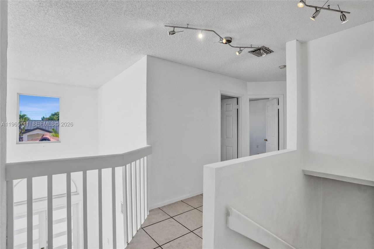 15502 SW 137th Pl, Miami, FL 33177 Photo