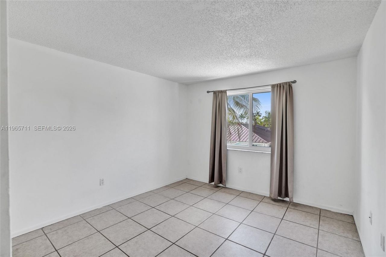 15502 SW 137th Pl, Miami, FL 33177 Photo