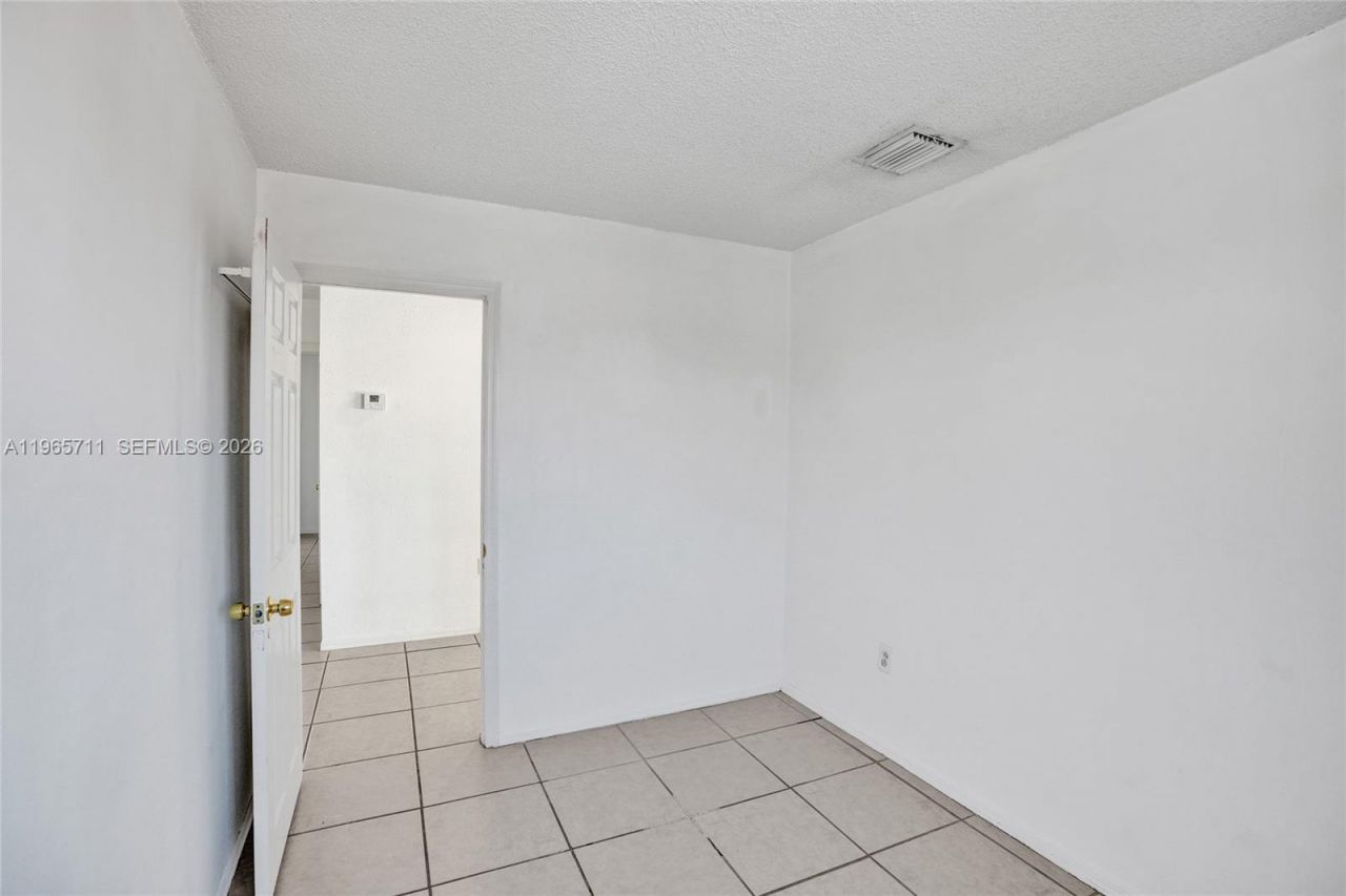 15502 SW 137th Pl, Miami, FL 33177 Photo