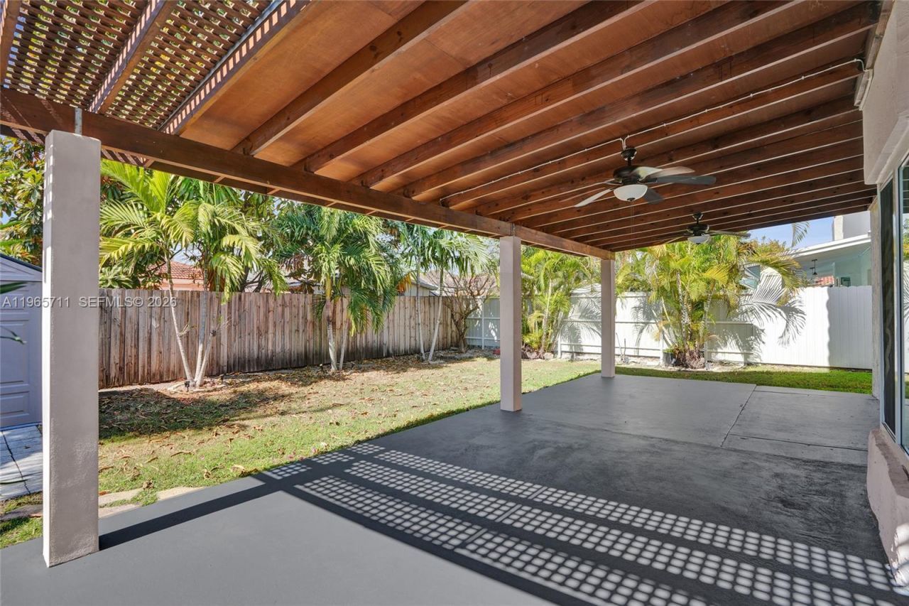 15502 SW 137th Pl, Miami, FL 33177 Photo