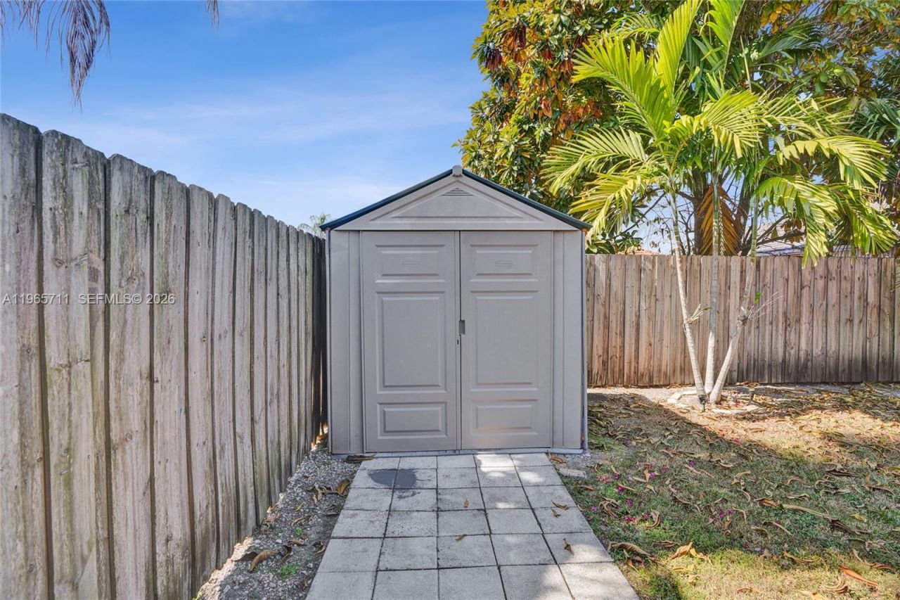 15502 SW 137th Pl, Miami, FL 33177 Photo