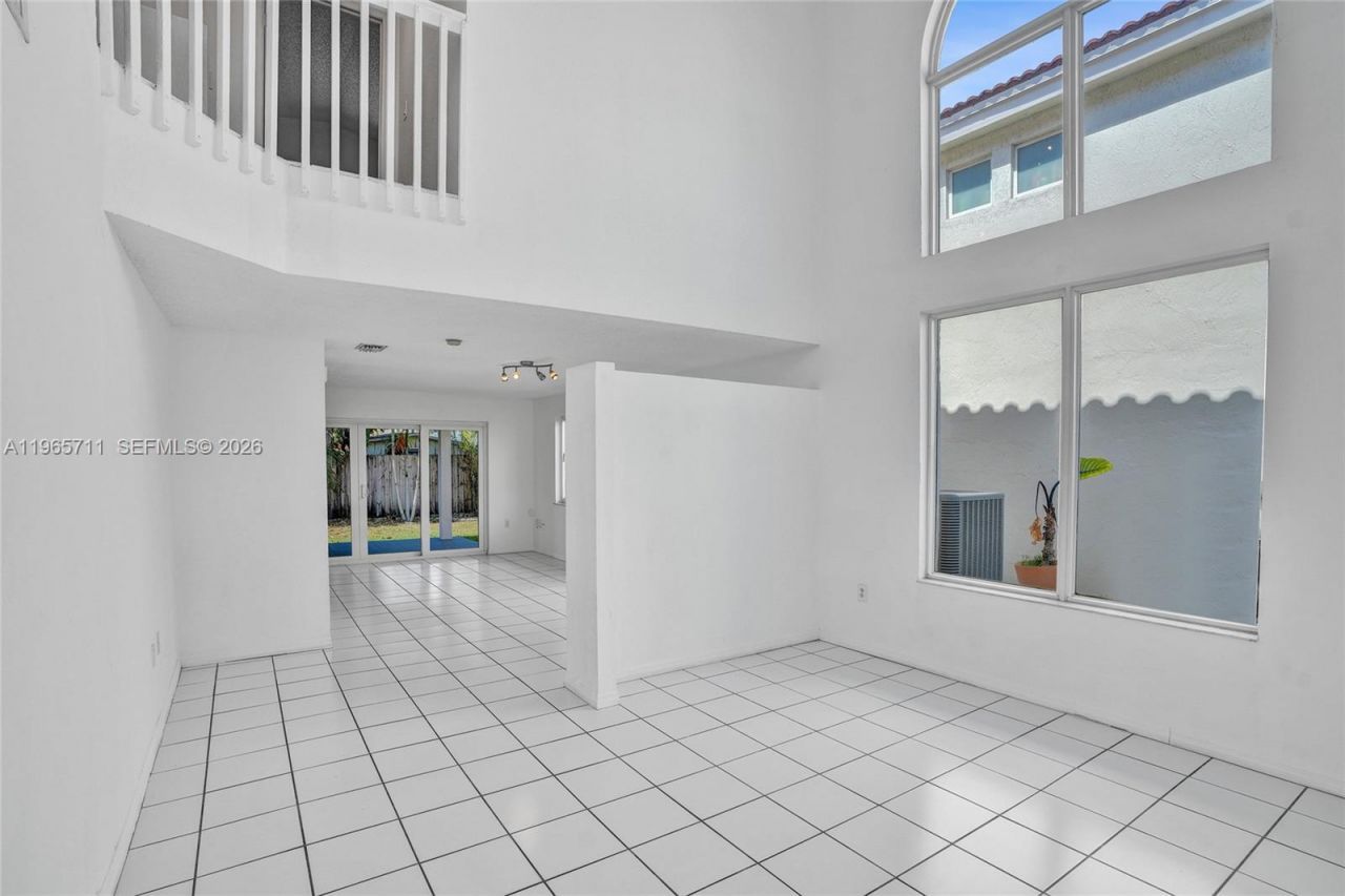 15502 SW 137th Pl, Miami, FL 33177 Photo