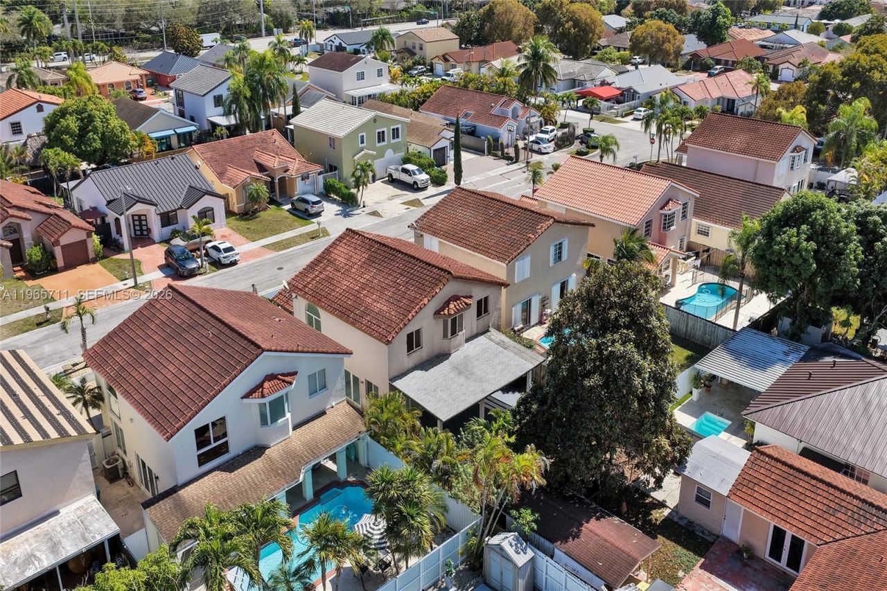 15502 SW 137th Pl, Miami, FL 33177 Photo