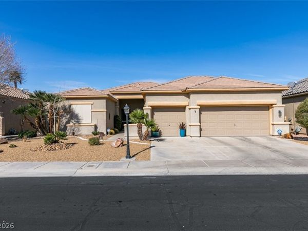 5674 El Caro Court, Las Vegas, NV 89122