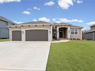 4712 NE 95th Terrace, Kansas City, MO 64156