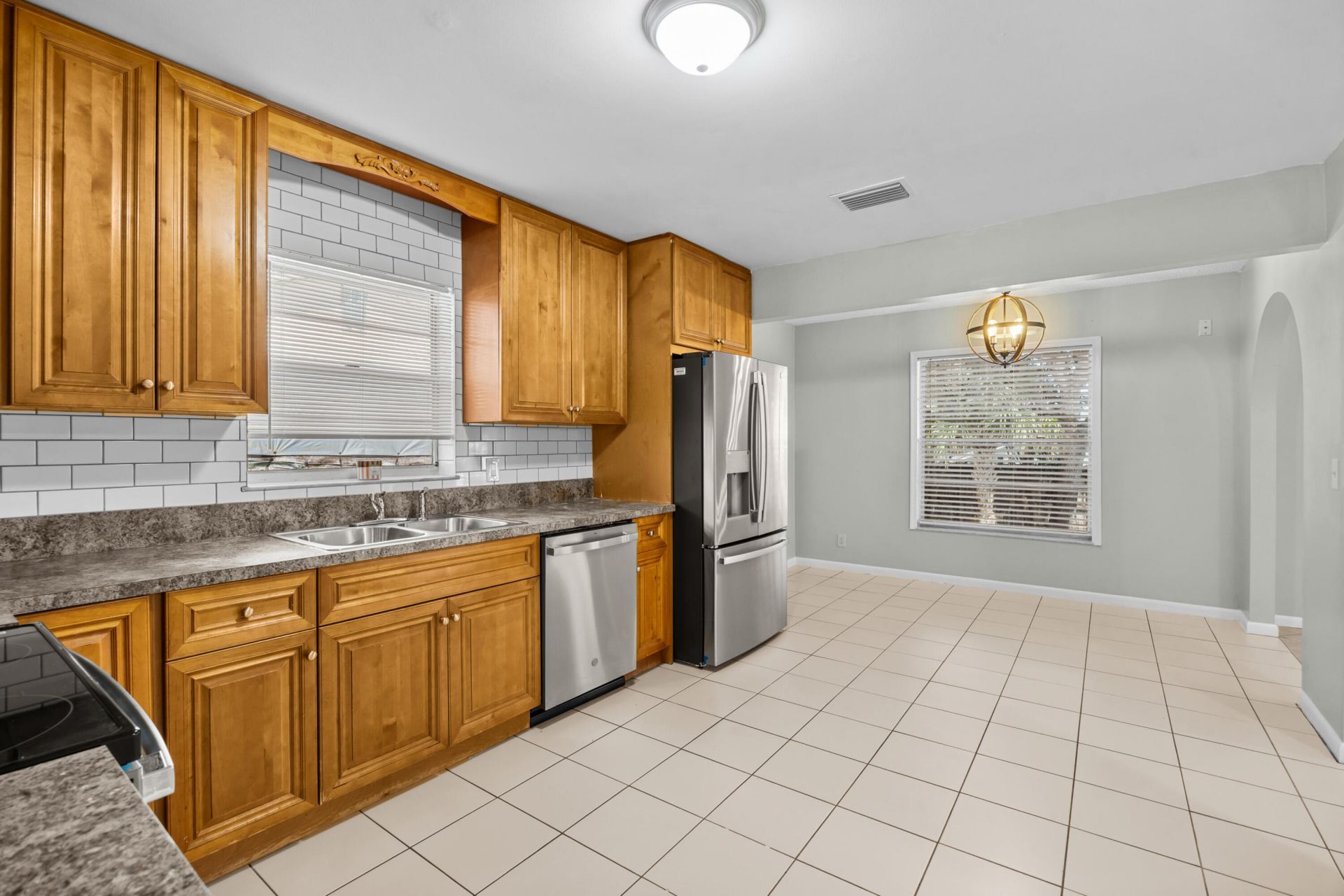 8993 SE Sandridge Avenue, Hobe Sound, FL 33455 Photo