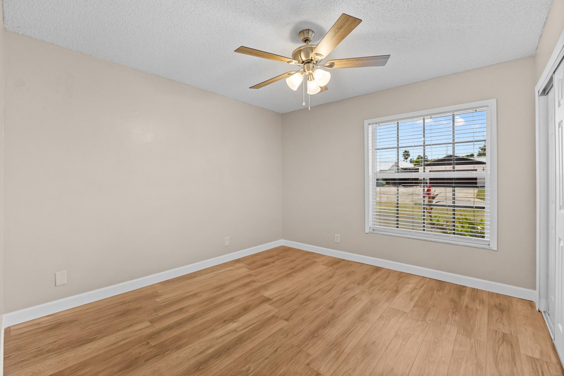 8993 SE Sandridge Avenue, Hobe Sound, FL 33455 Photo