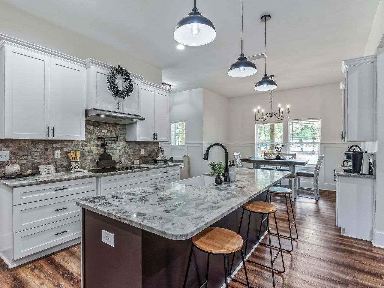 3927 Coastal Highway, Crawfordville, FL 32327 Photo