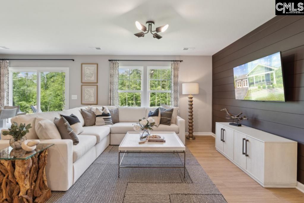 366 Pulman Drive Photo 6