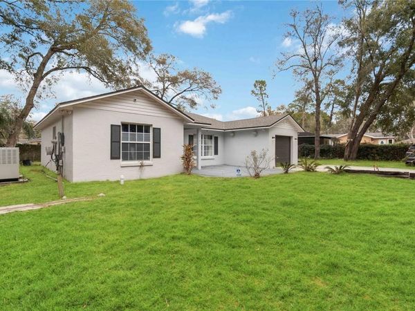 26141 GRASSEY SPRAIN AVENUE, SORRENTO, FL 32776