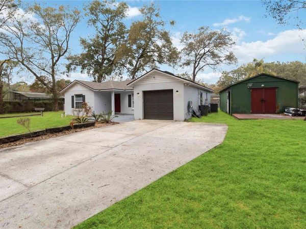 26141 GRASSEY SPRAIN AVENUE, SORRENTO, FL 32776