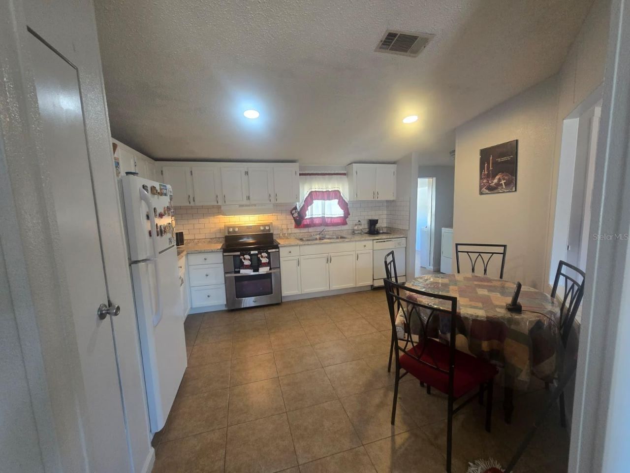 6106 Mangrove Drive, Wesley Chapel, FL 33544 Photo