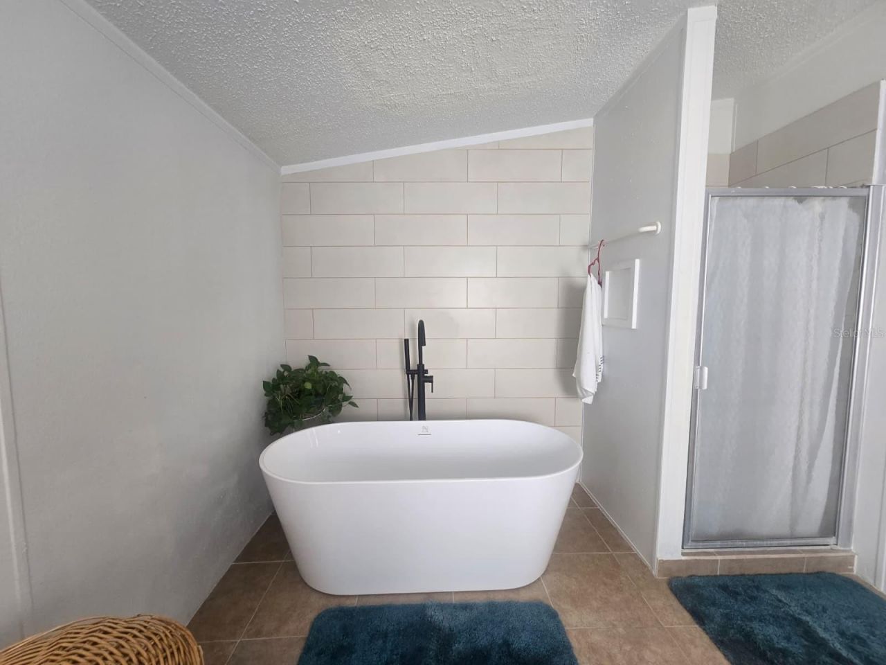 6106 Mangrove Drive, Wesley Chapel, FL 33544 Photo
