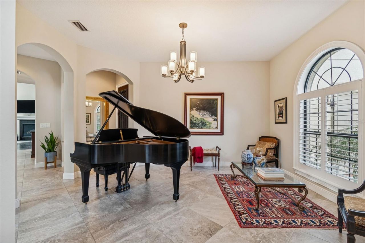 2906 W Hawthorne Road, Tampa, FL 33611 Photo