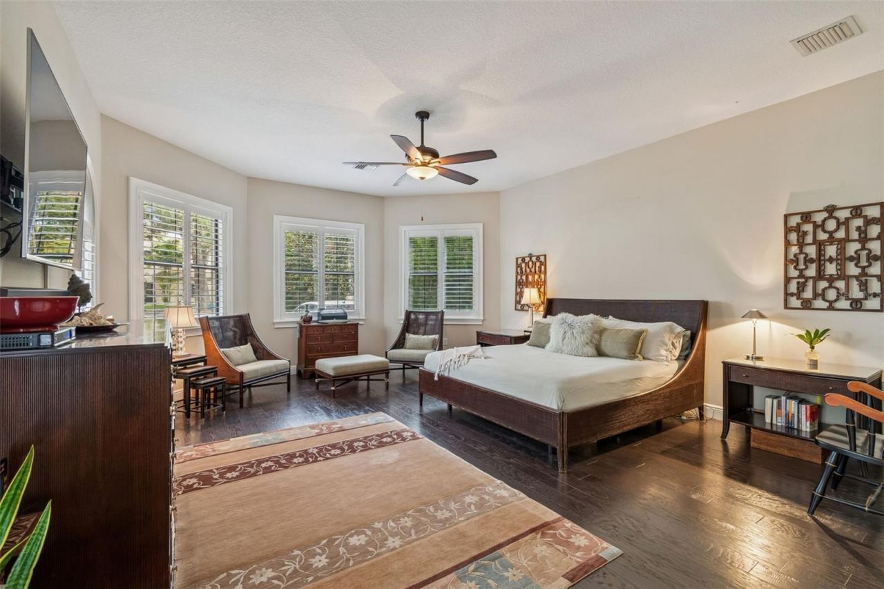 2906 W Hawthorne Road, Tampa, FL 33611 Photo