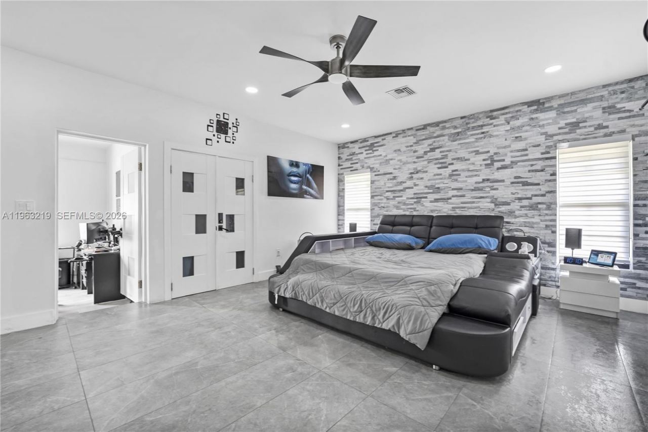 14651 SW 16th St, Davie, FL 33325 Photo