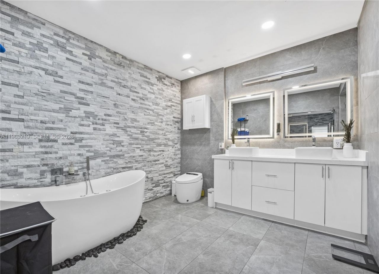 14651 SW 16th St, Davie, FL 33325 Photo