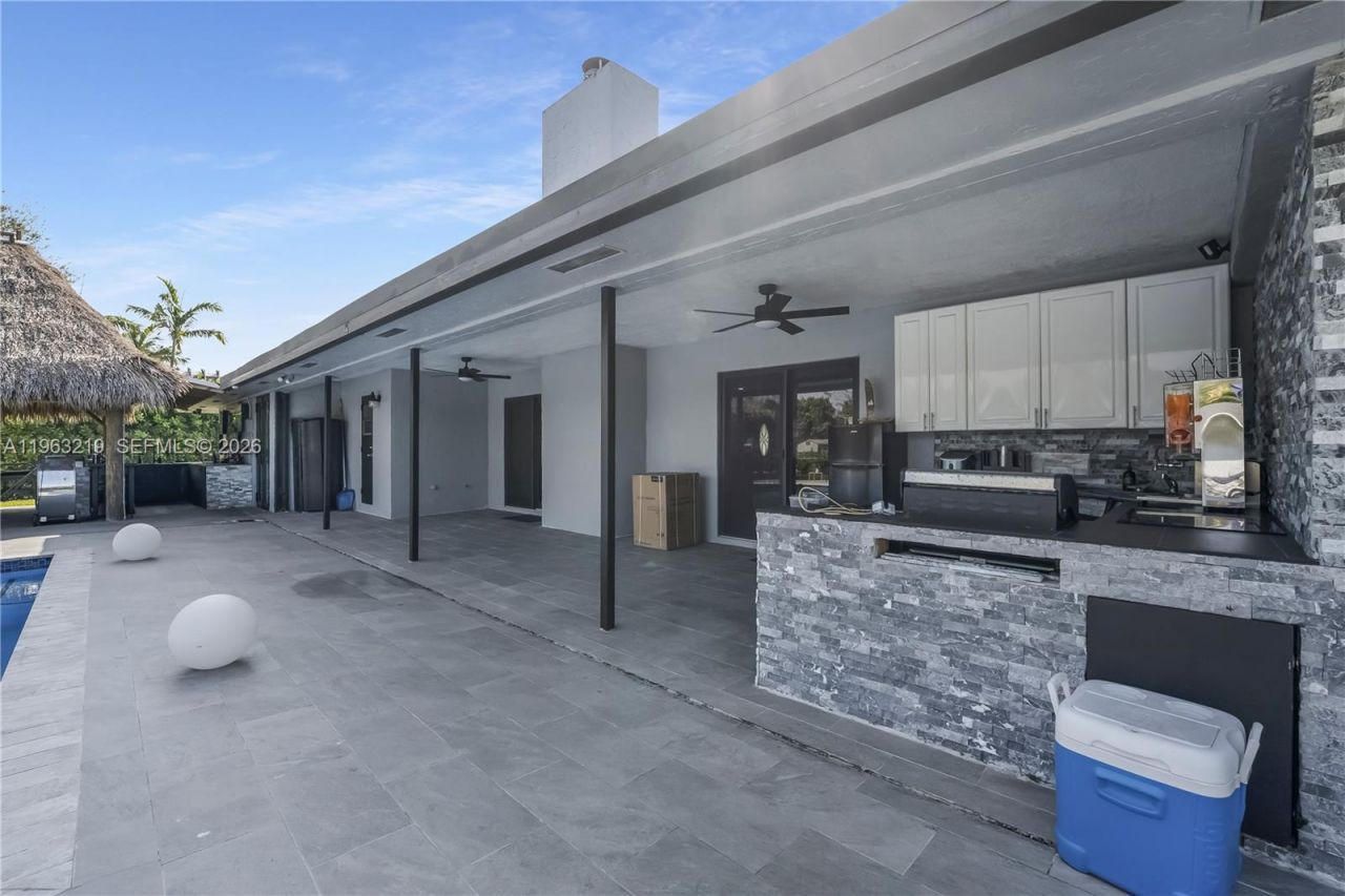 14651 SW 16th St, Davie, FL 33325 Photo