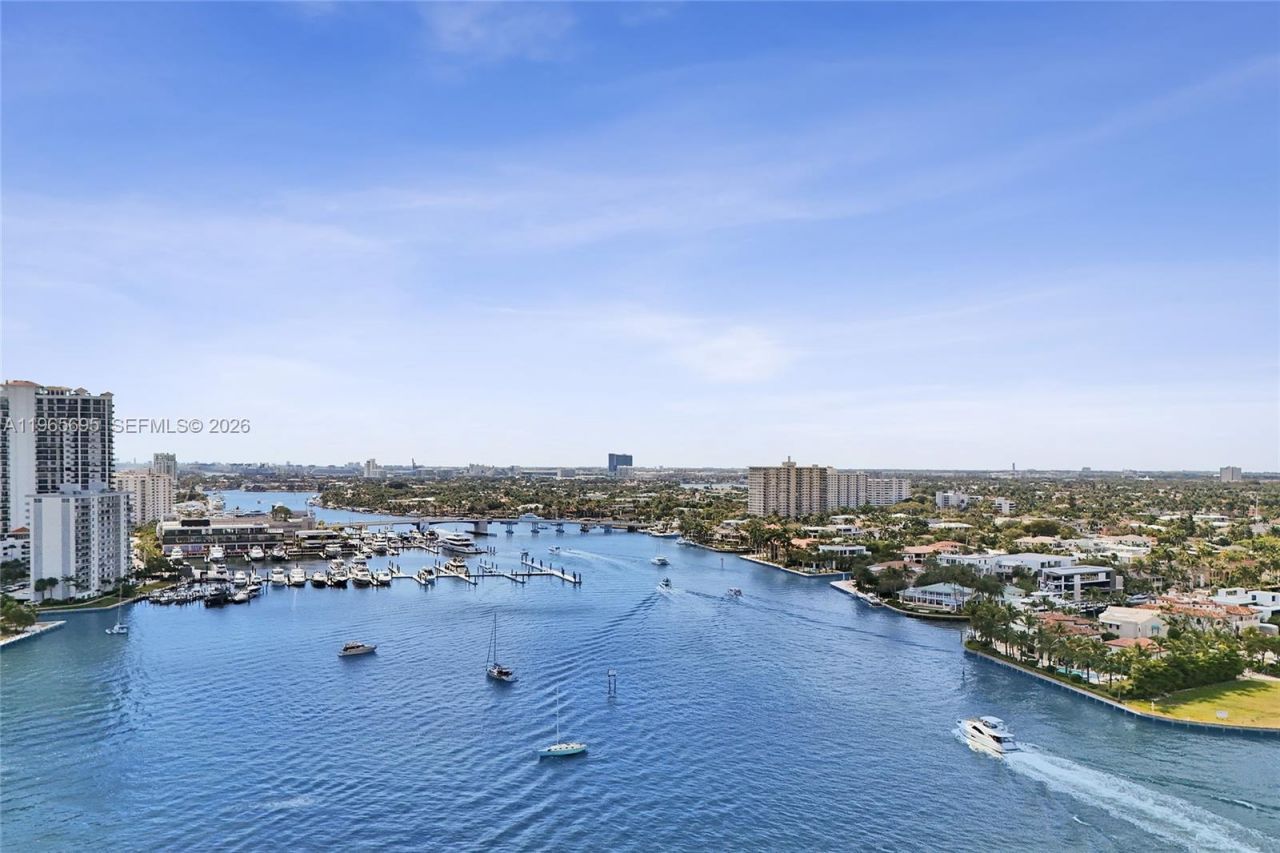 301 N Birch Rd, Unit 8N, Fort Lauderdale, FL 33304 Photo