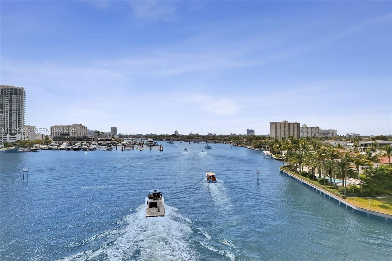 301 N Birch Rd, Unit 8N, Fort Lauderdale, FL 33304 Photo