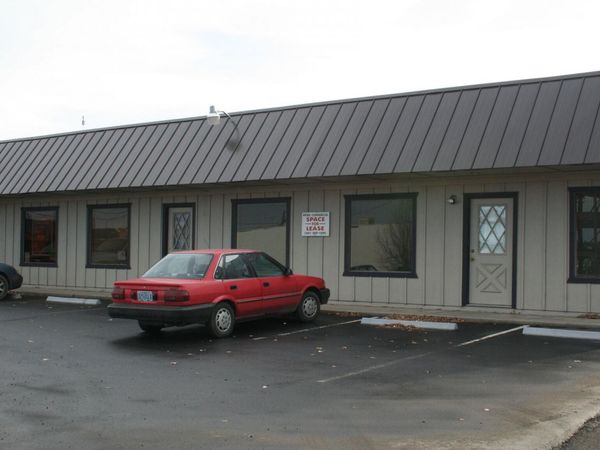 242 SW 4th Street, Unit E, Madras, OR 97741