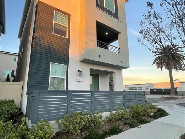 200 N Standard, Santa Ana, CA 92701