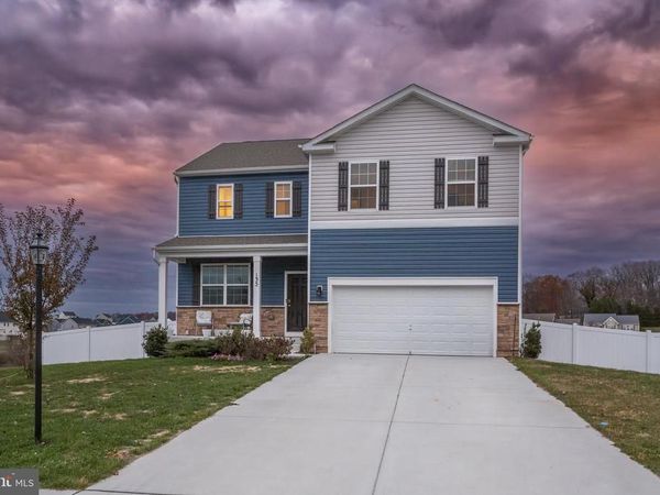 135 KNOBBY HOOK DRIVE, HANOVER, PA 17331