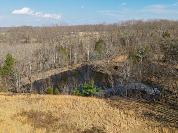 782B New Deal Potts Rd , Cottontown, TN 37048