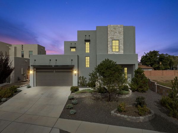 103 Fernleaf Court NW, Albuquerque, NM 87107