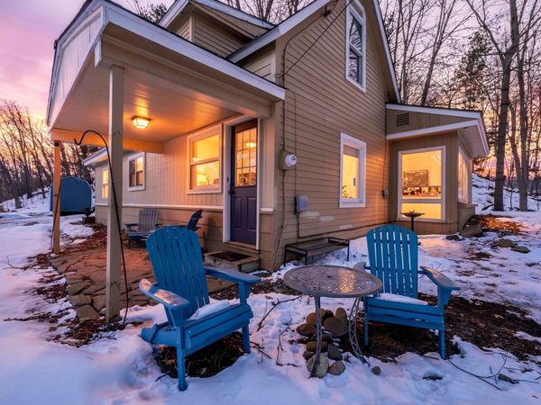 338 S Jefferson Street, Saint Croix Falls, WI 54024