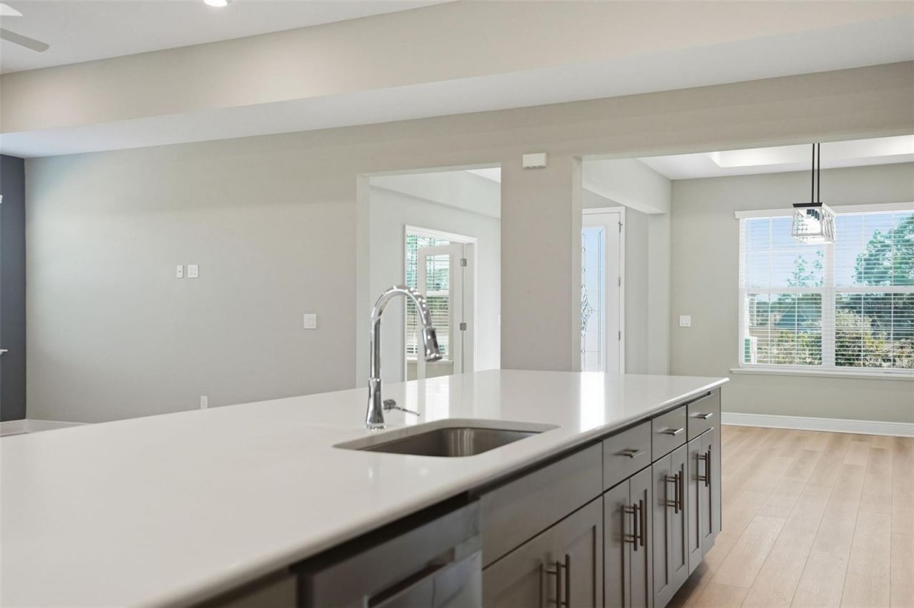 9667 Pantera Loop, Weeki Wachee, FL 34613 Photo