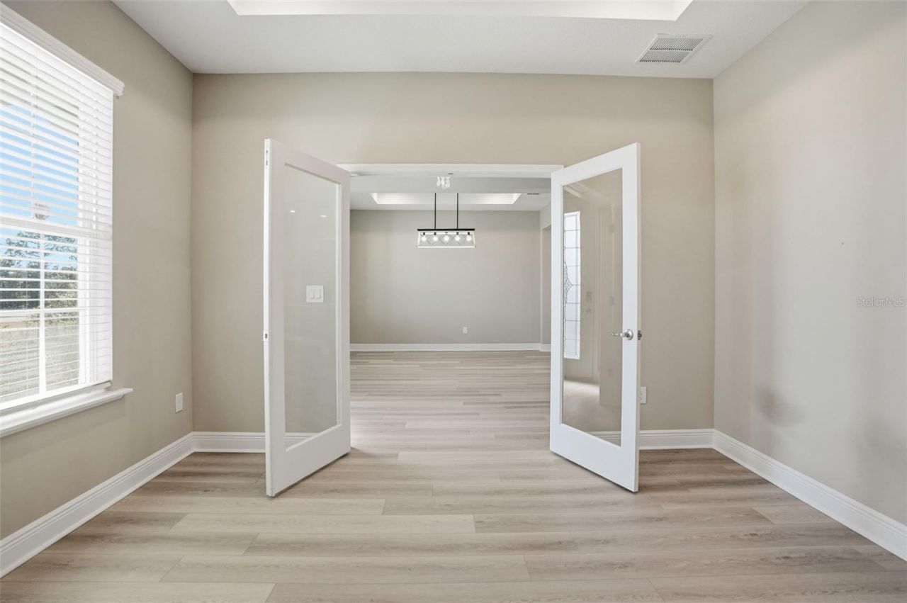 9667 Pantera Loop, Weeki Wachee, FL 34613 Photo