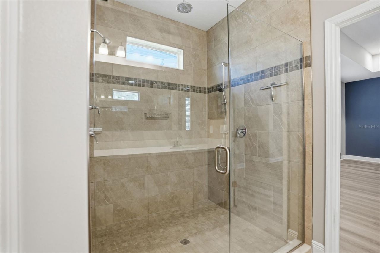 9667 Pantera Loop, Weeki Wachee, FL 34613 Photo