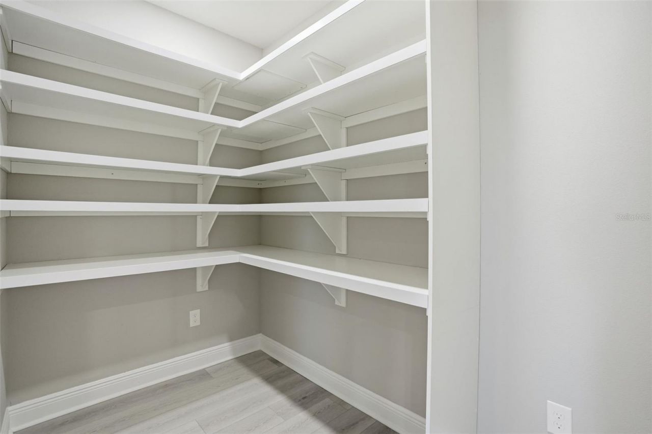 9667 Pantera Loop, Weeki Wachee, FL 34613 Photo