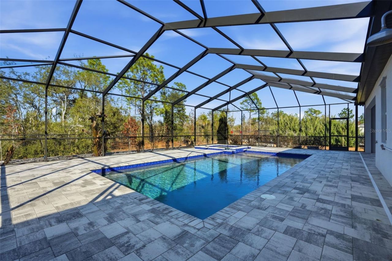 9667 Pantera Loop, Weeki Wachee, FL 34613 Photo