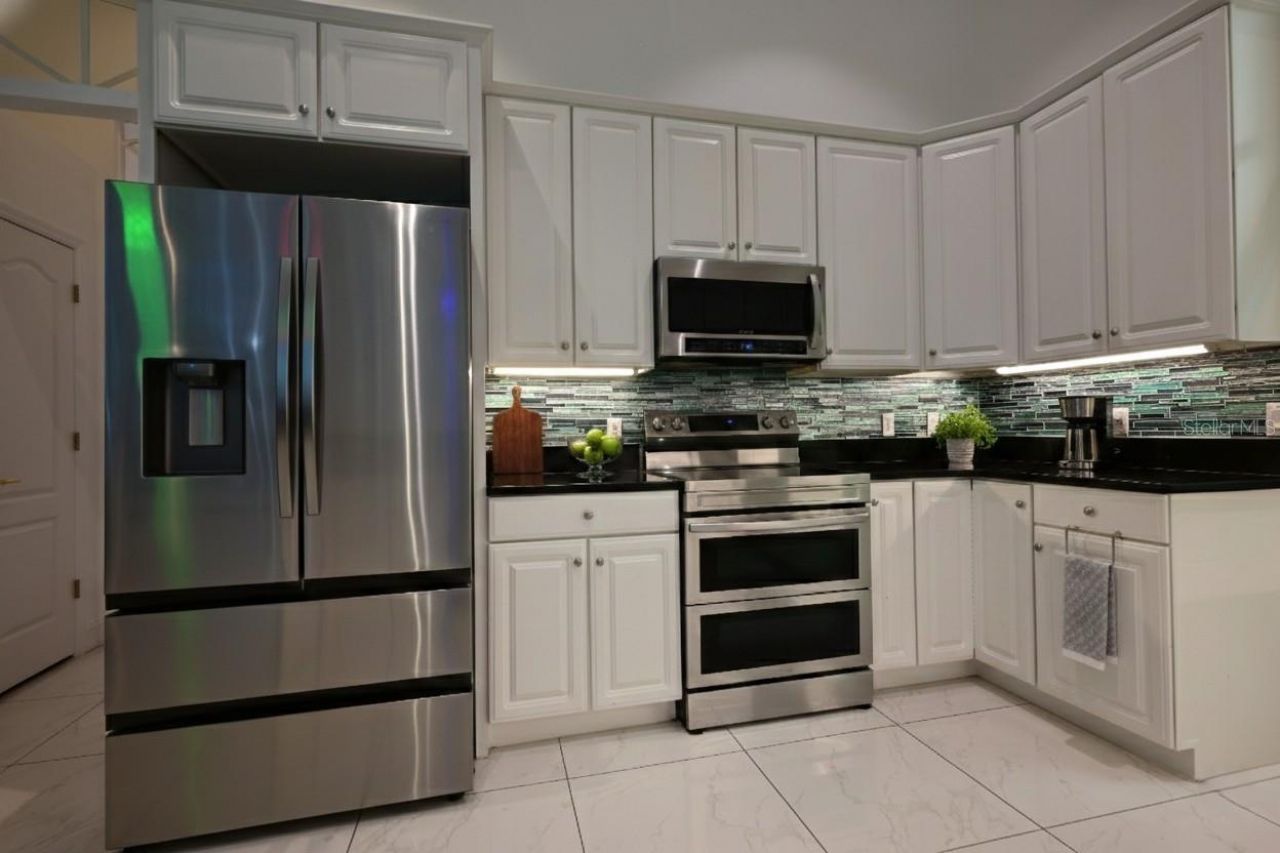 3767 Hunters Isle Drive, Orlando, FL 32837 Photo